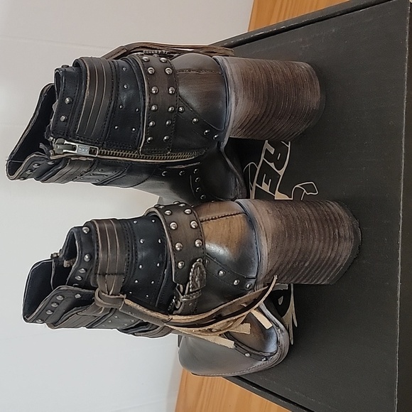 New Freebird By Steven Julius Black Boot, Bootie  Size 10 - Picture 4 of 13